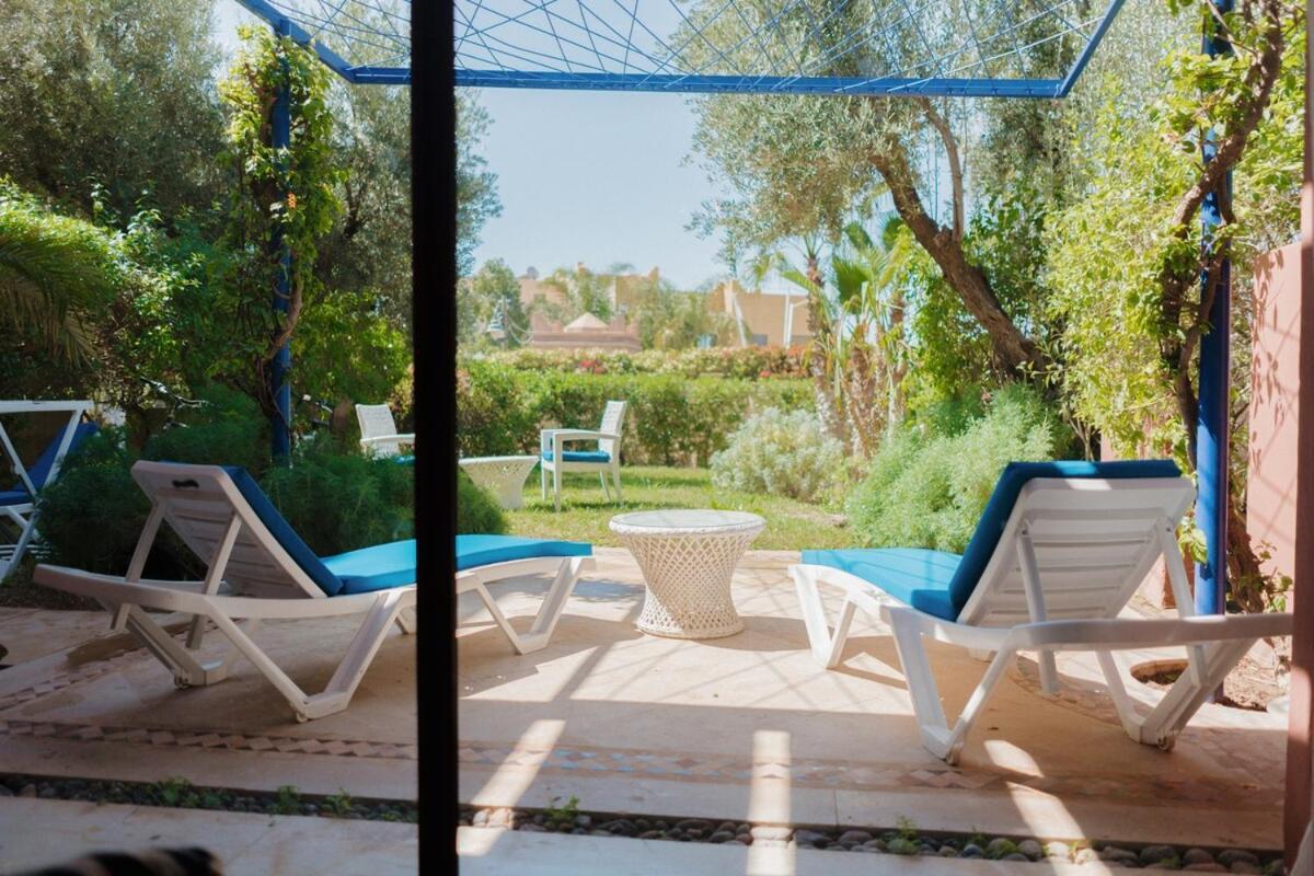 Cosy Avec Parc Et Piscine Pour Femme Apartamento